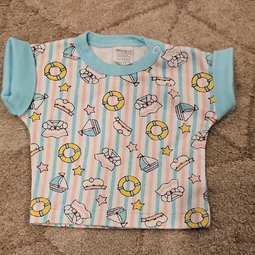 Vintage Nwot Hopscotch Snap Shouldar T-Shirt with Salor Print